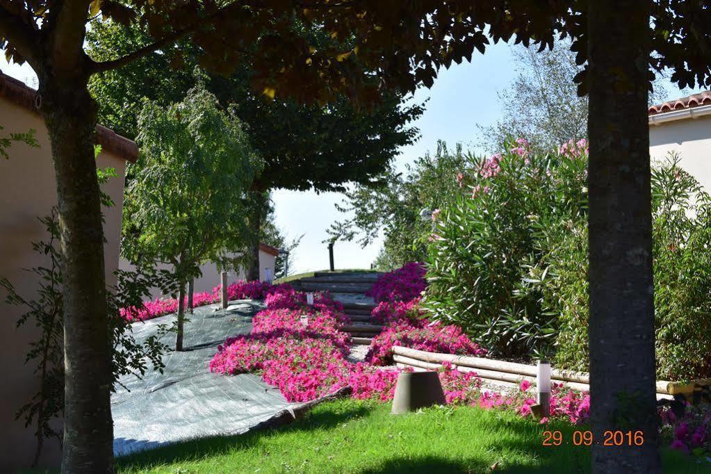 Olydea Les Epesses Otel Dış mekan fotoğraf